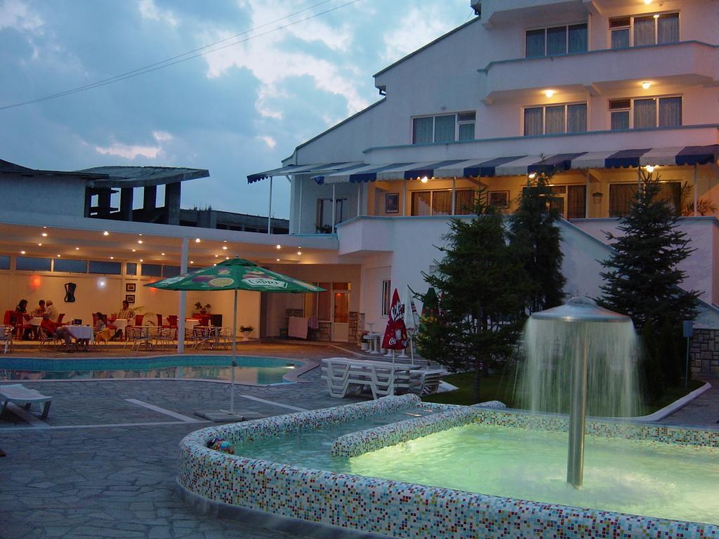 Hôtel Markita à Velingrad Extérieur photo