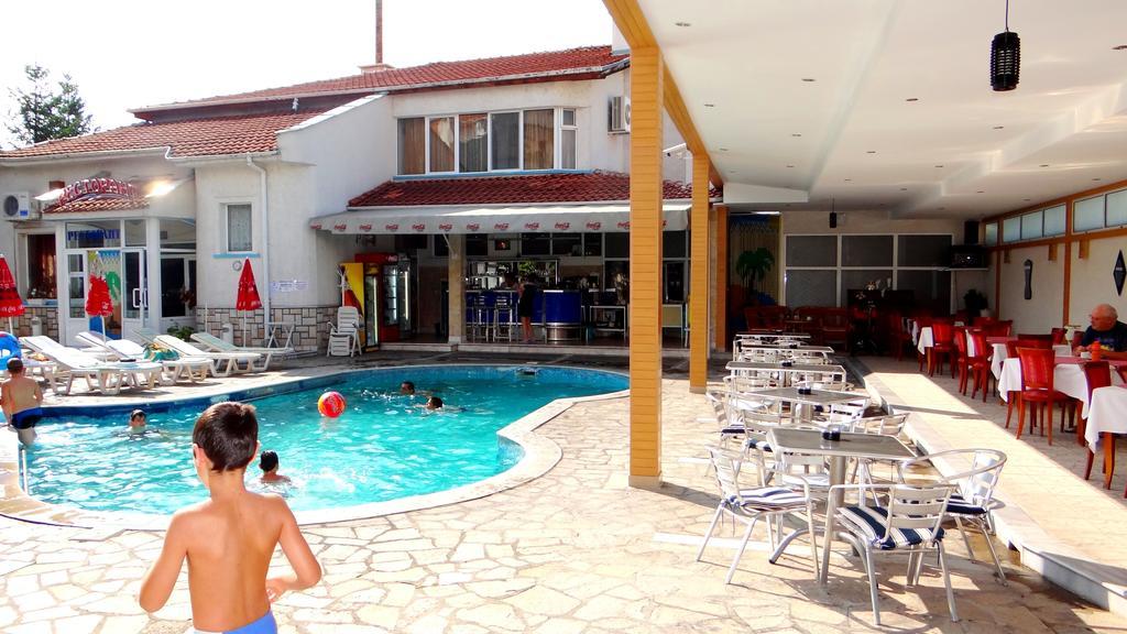 Hôtel Markita à Velingrad Extérieur photo